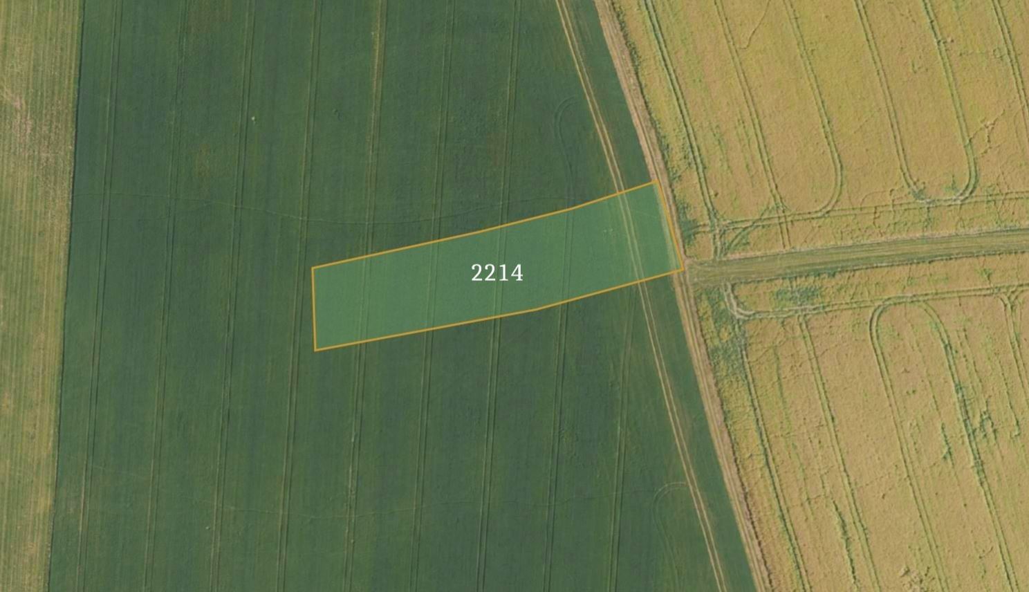 Prodej zemědělský pozemek - Roštín, 10 600 m²