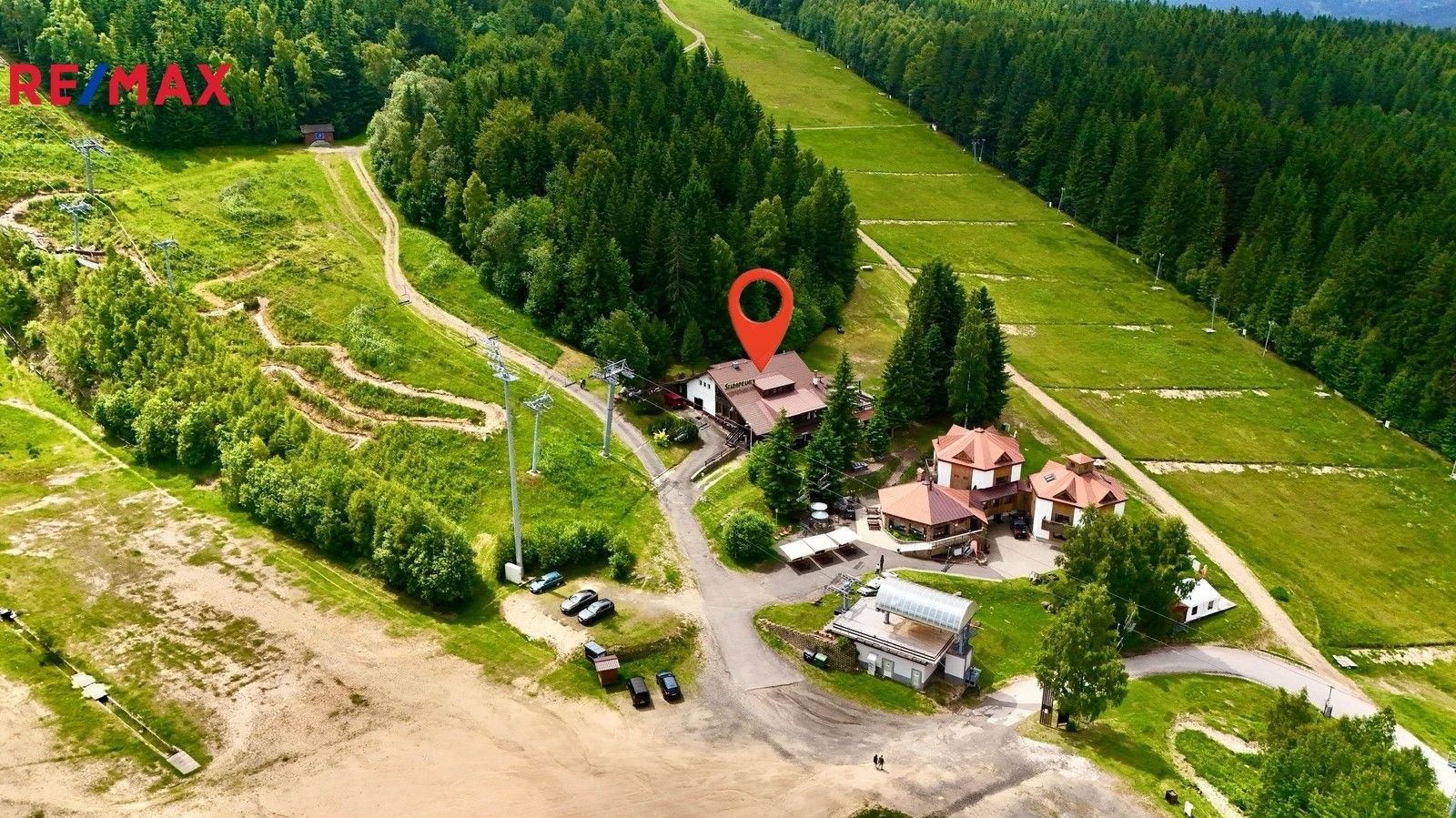 Prodej ubytovací zařízení - Harrachov, 400 m²