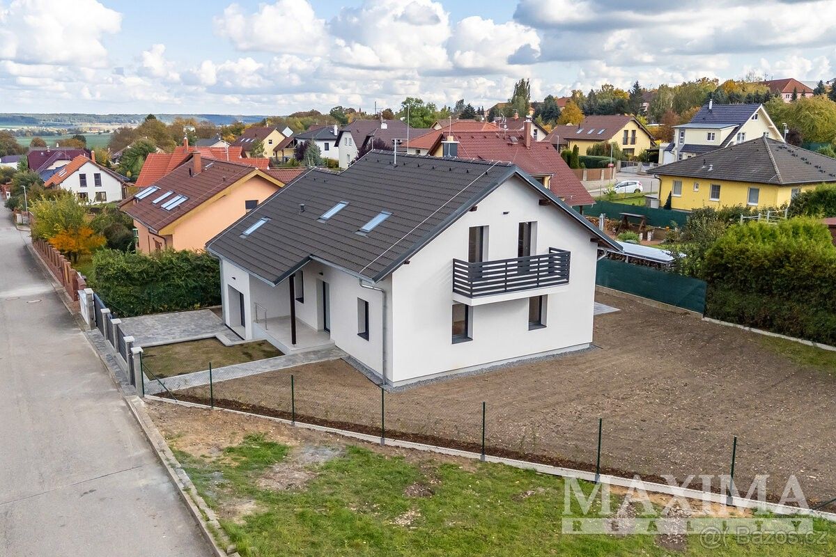 Rodinné domy, Kladno, 272 01