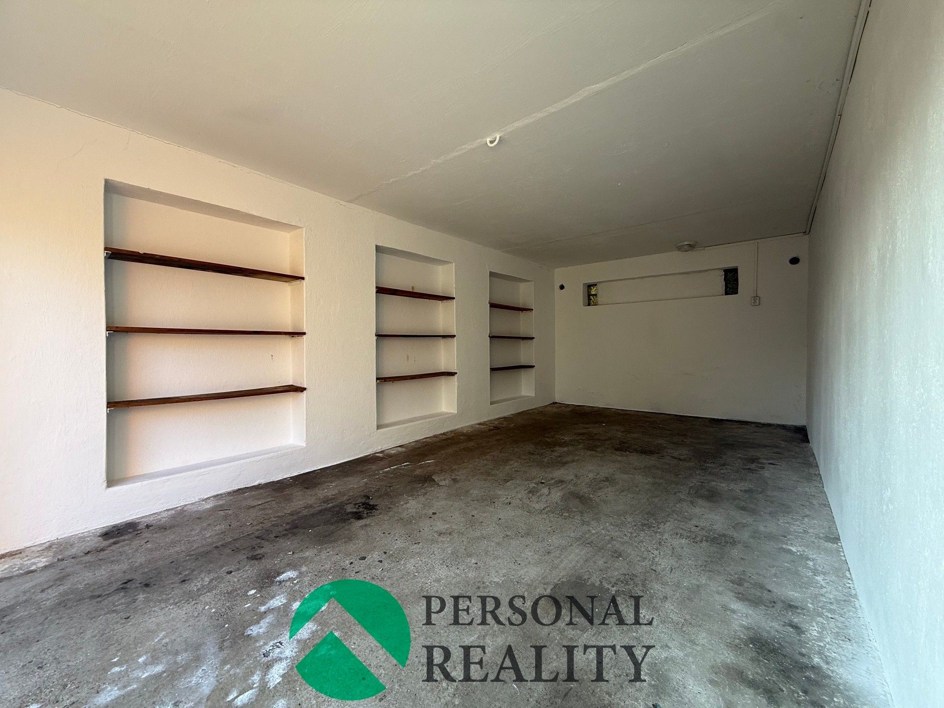 Pronájem garáž - Hornická, Ústí nad Labem, 22 m²