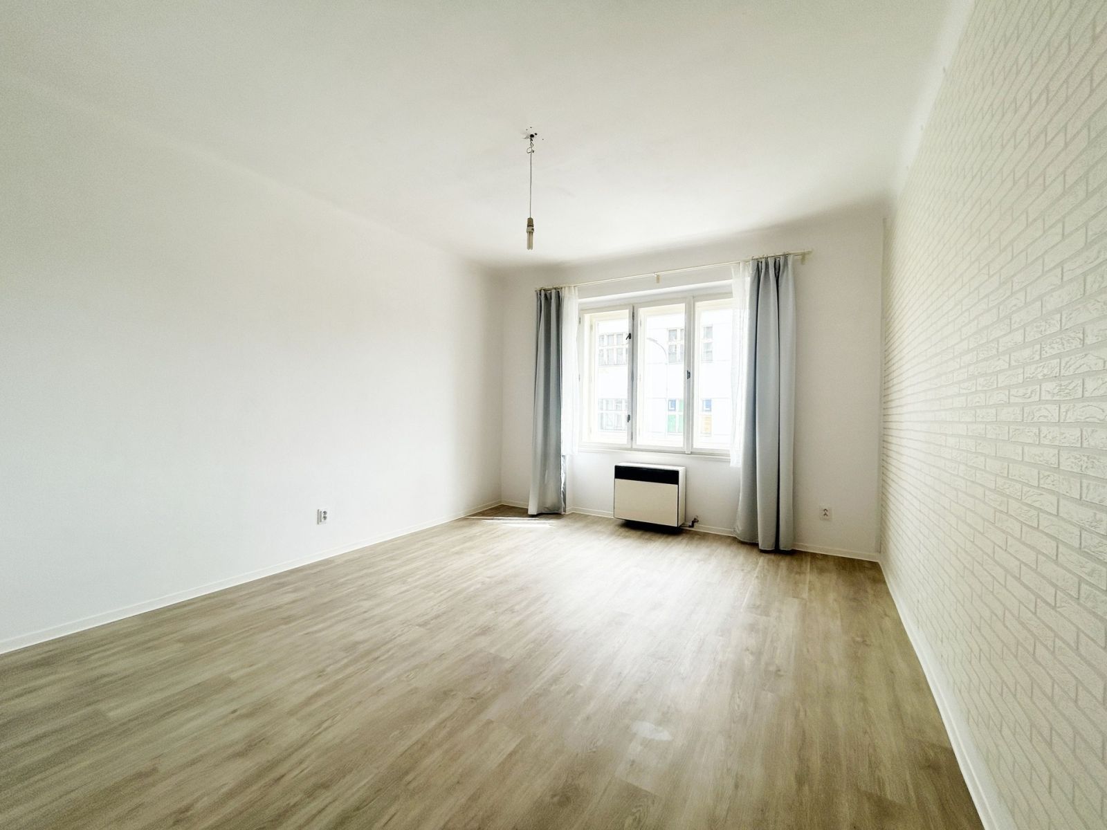 2+kk, Stroupežnického, Praha - Smíchov, 45 m² - 2