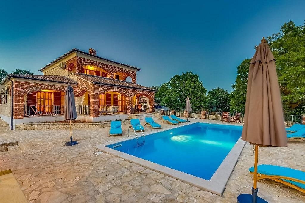 Prodej rodinný dům - Višnjan, HR, 205 m² - 2