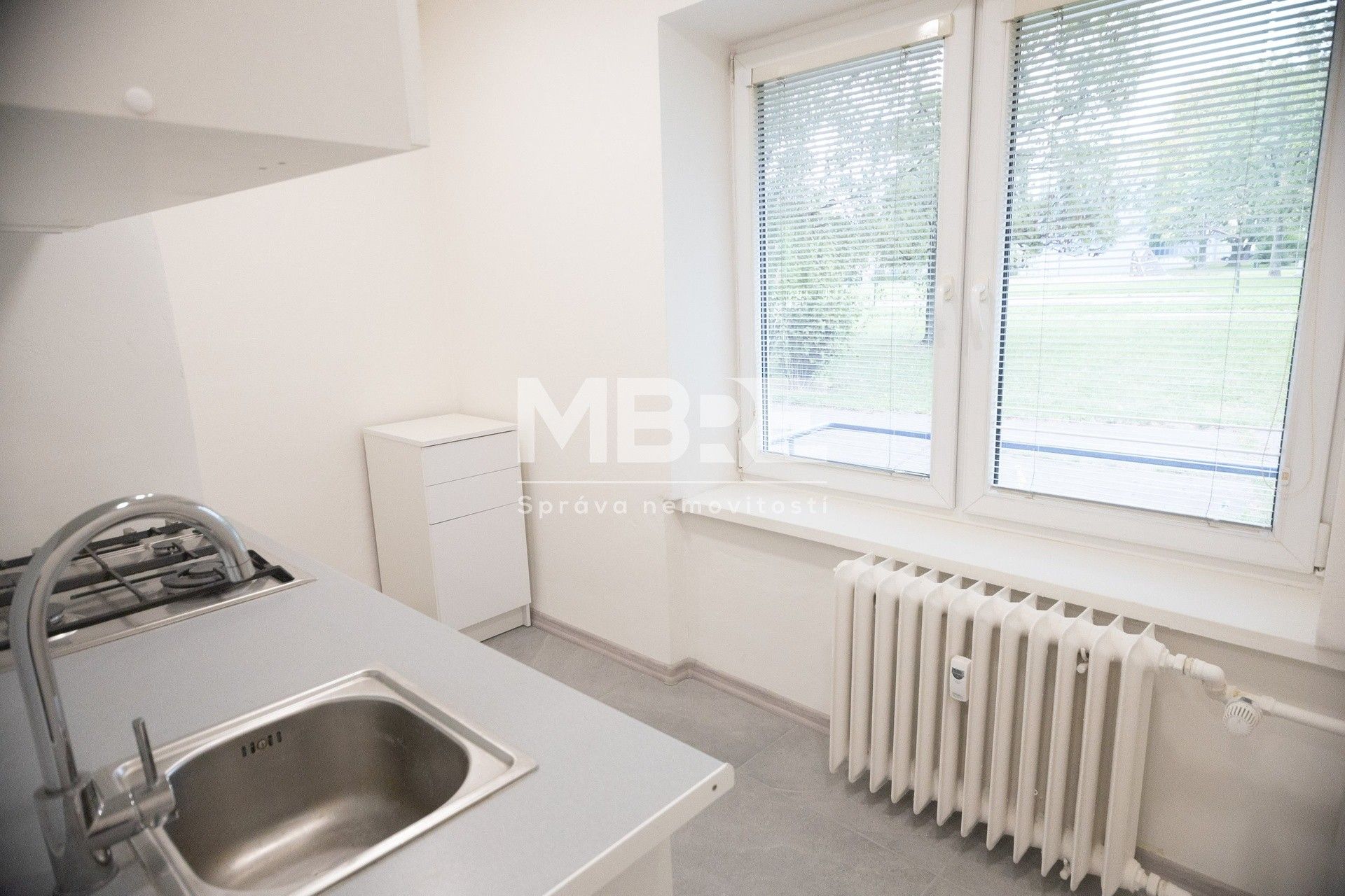 Pronájem byt 1+1 - Slovenská, Karviná, 35 m²