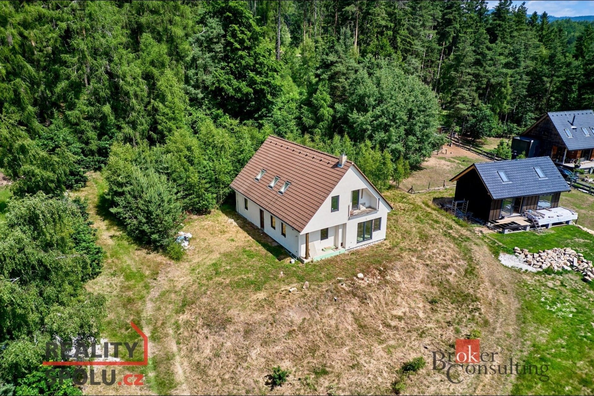 Prodej dům - Smolné Pece, 202 m²