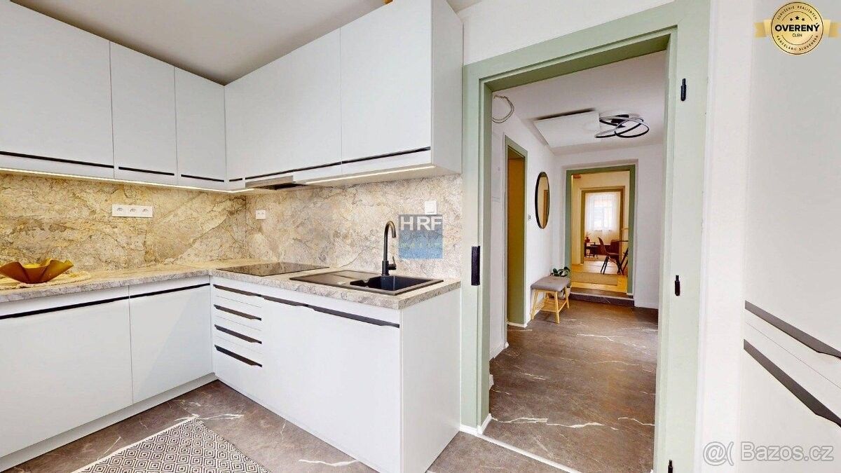 Rodinné domy, Hodonín, 695 01