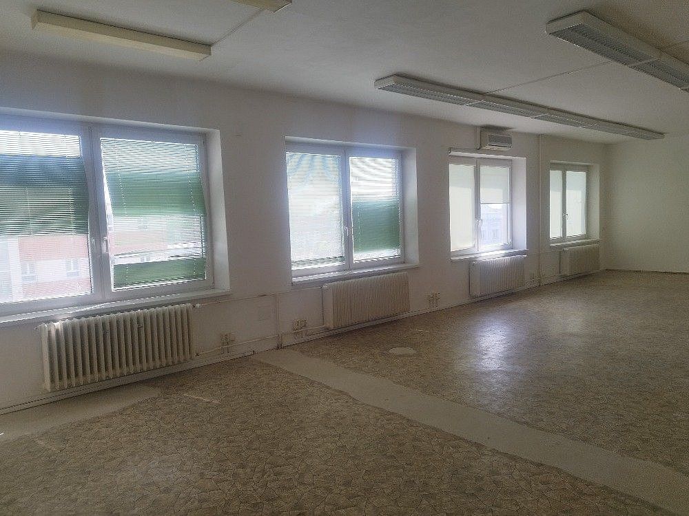 Pronájem kancelář - Pardubice - Zelené Předměstí, Pardubický kraj, 65 m² - 2