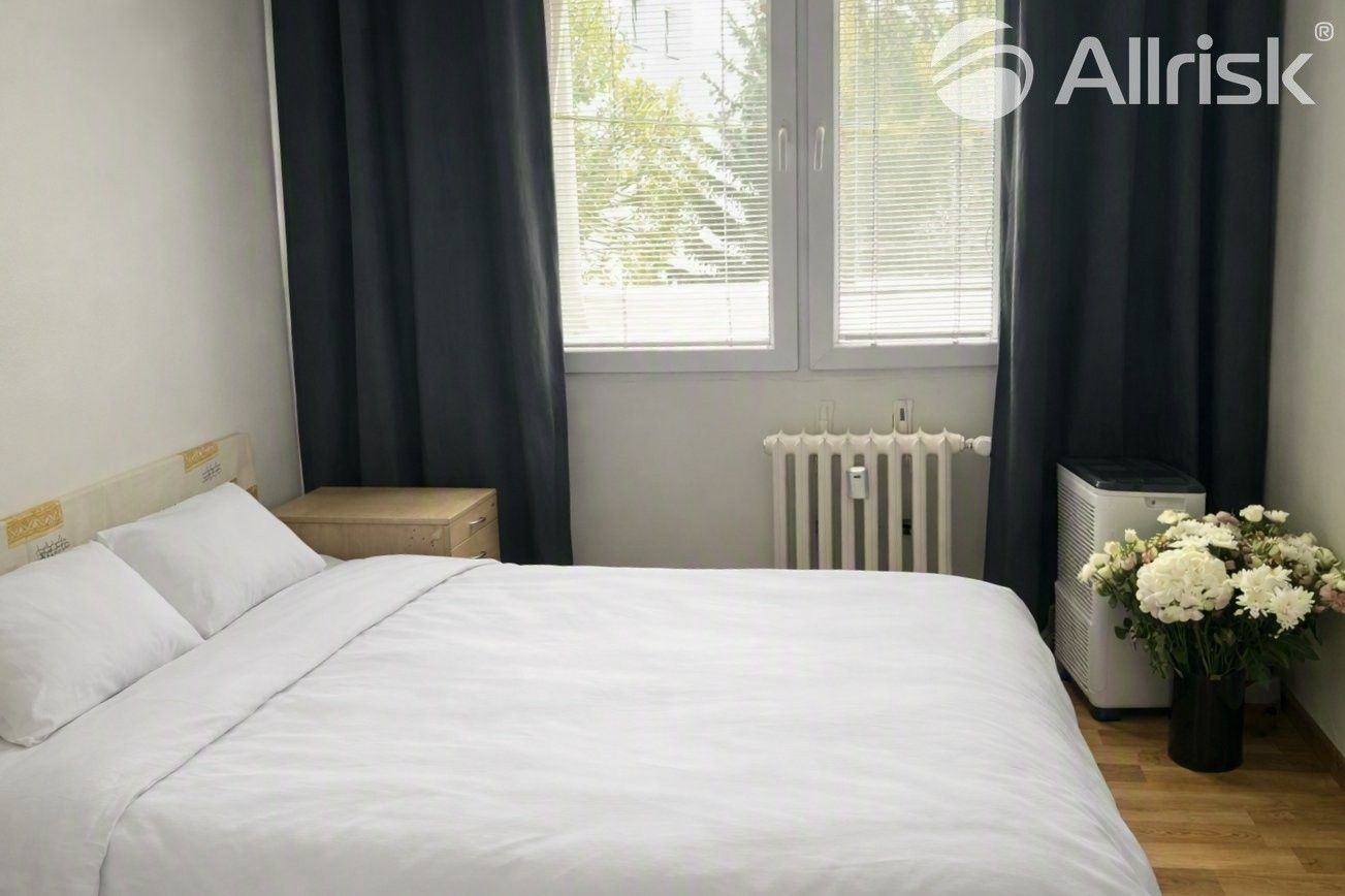 2+kk, Teplická, Praha, 41 m² - 2