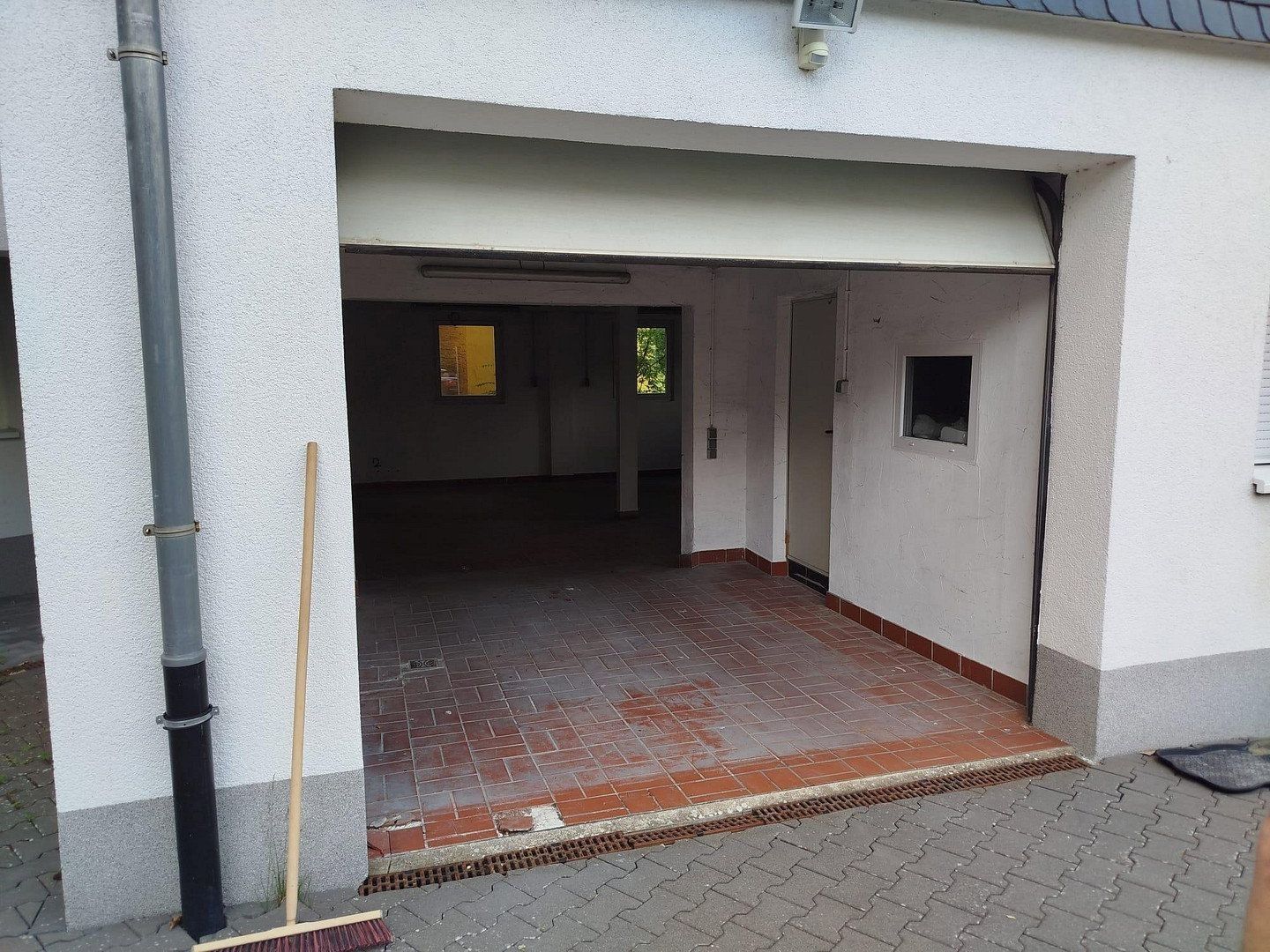 Obchodní prostory, Hilchenbacher Straße, , Severní Porýní-Vestfálsko, 98 m² - 1