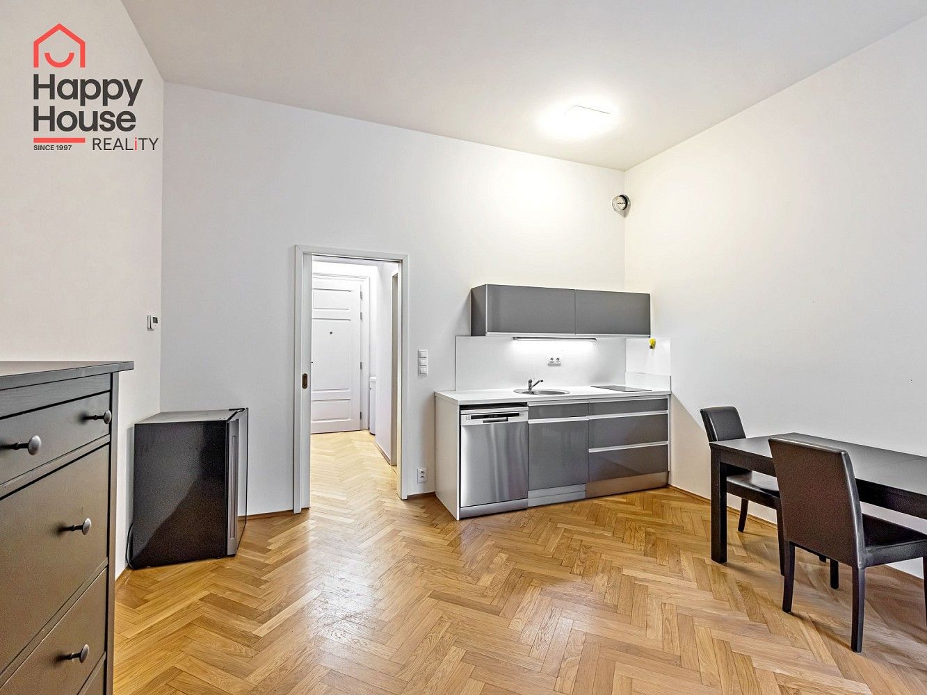 1+kk, Praha - Bubeneč, okres Praha 7, Hlavní město Praha, 32 m² - 1