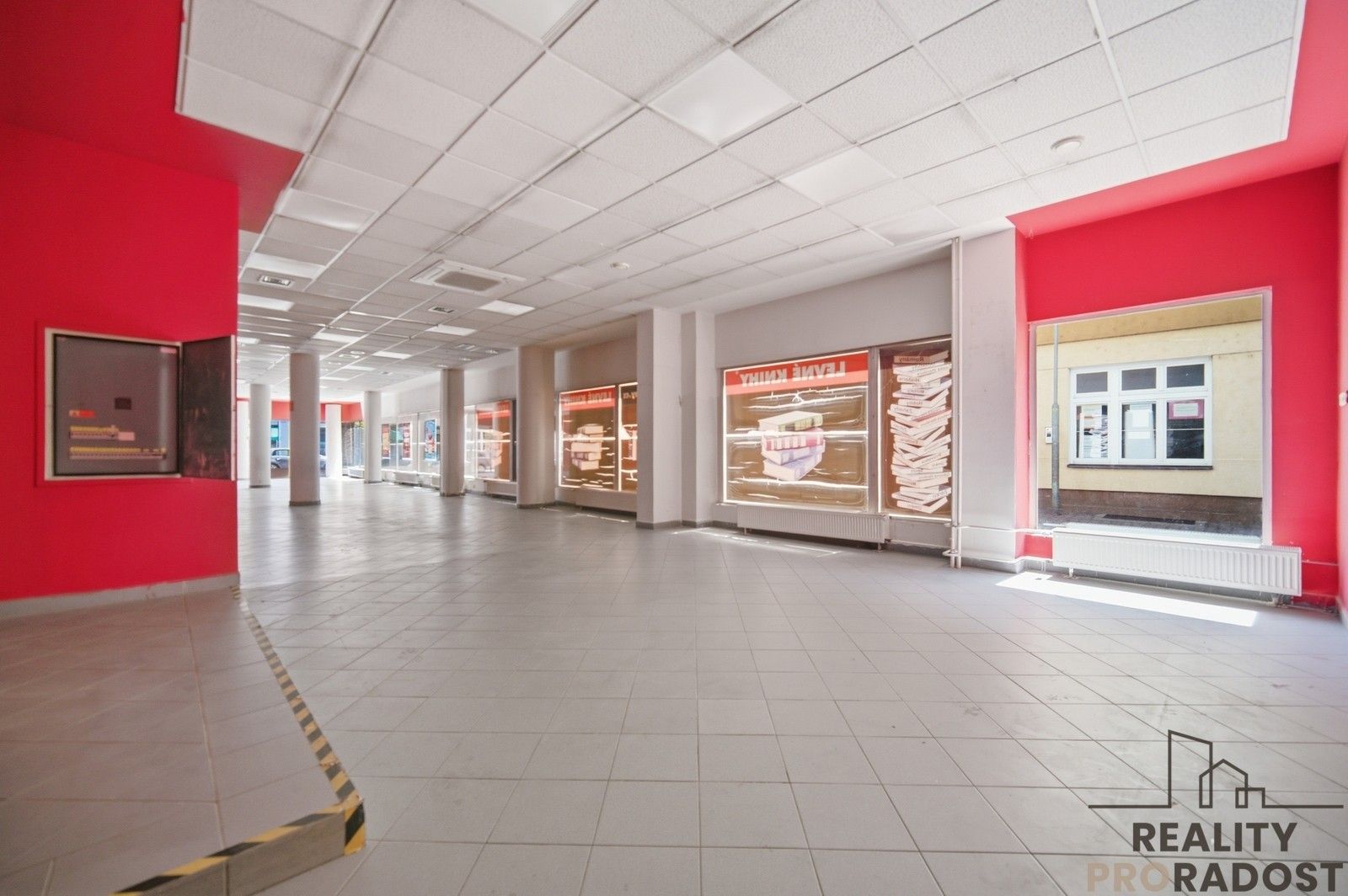 Pronájem obchodní prostory - 17. listopadu 233, Pardubice Zelené Předměstí, 250 m² - 5