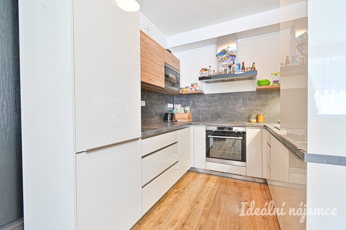 Pronájem byt 3+kk - Řehořova, Brno, 83 m²