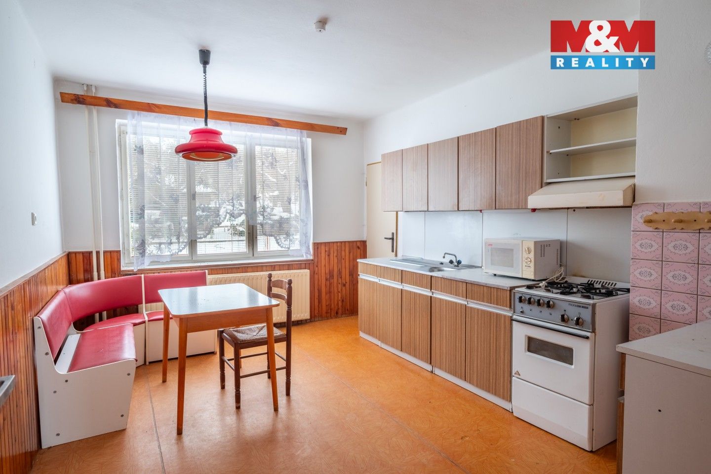 Prodej rodinný dům - Čestice, 258 m²