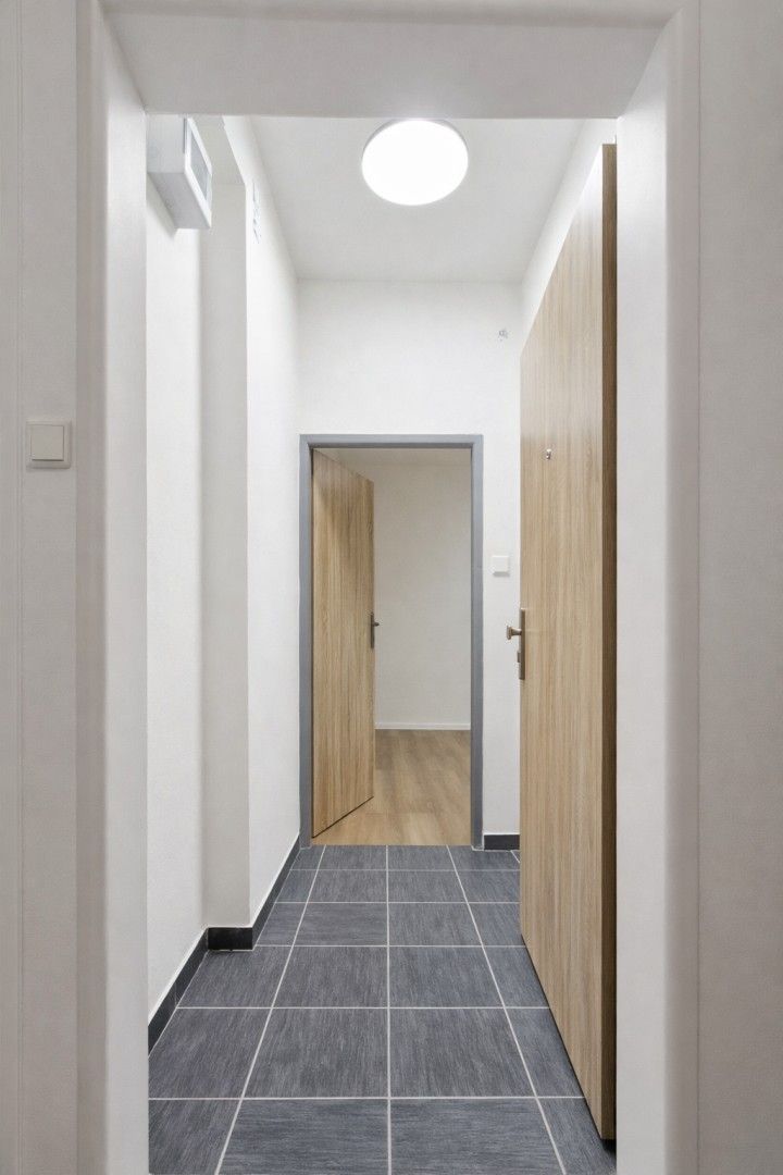 1+kk, Nerudova, Jirkov, 21 m²