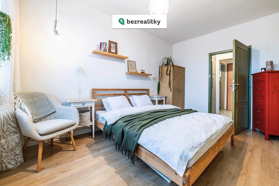 Prodej byt 3+1 - Pražského 604, Praha, 68 m²