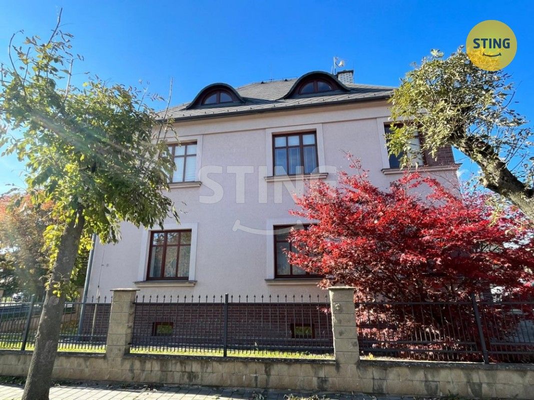 Pronájem kancelář - Vrázova, Ostrava, 100 m²