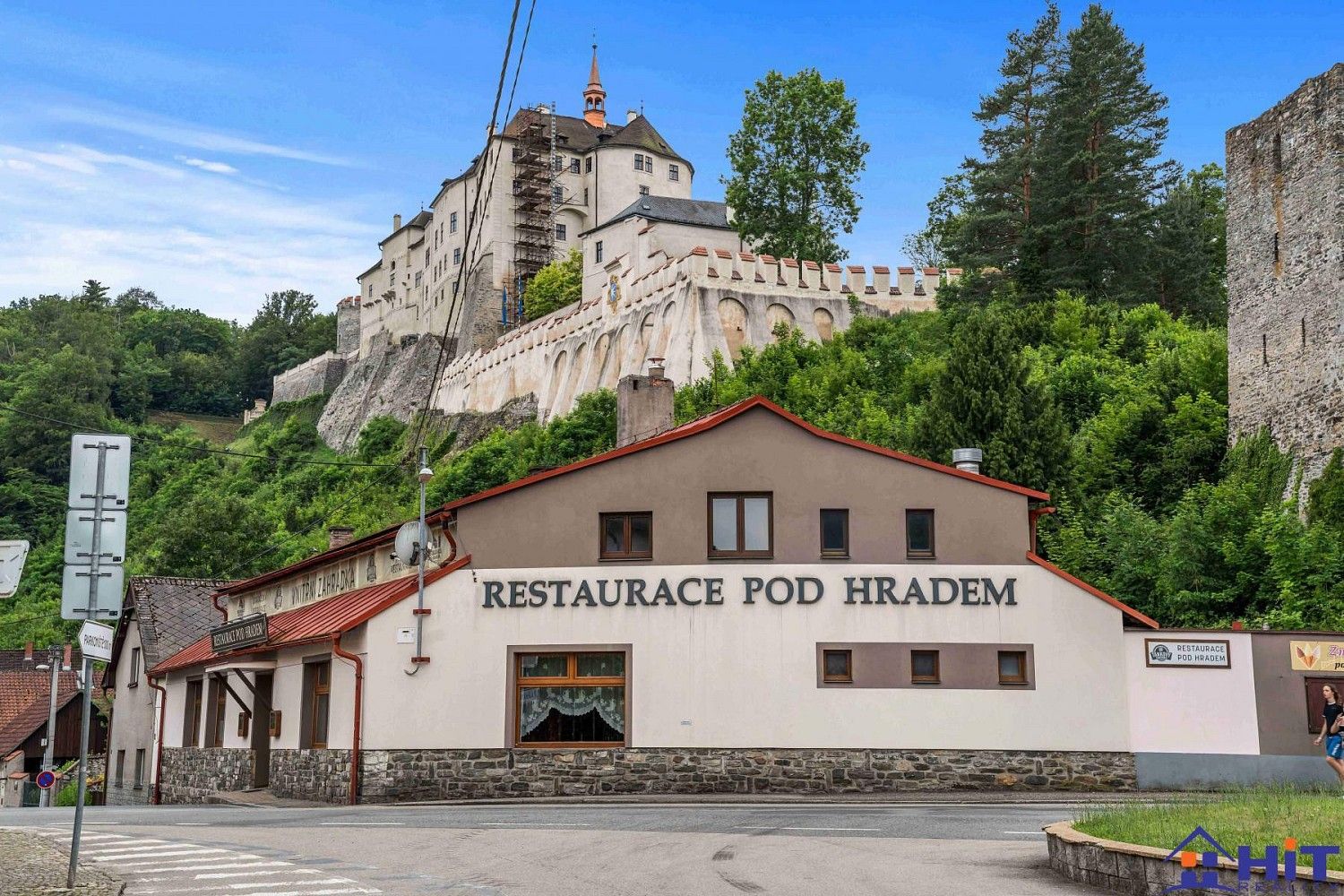 Restaurace, 774 m²