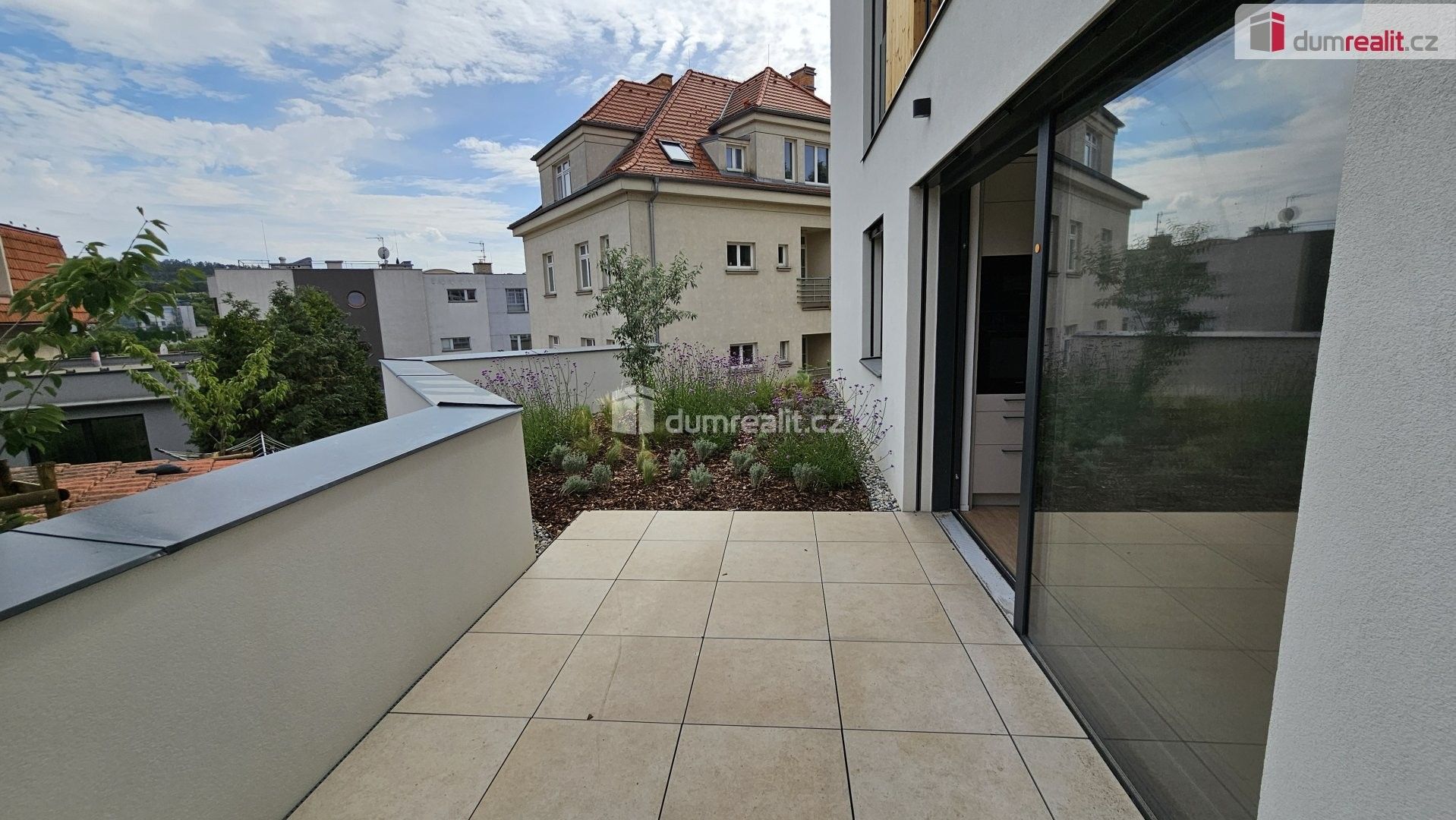 2+kk, Pod Homolkou, Praha, 72 m² - 2