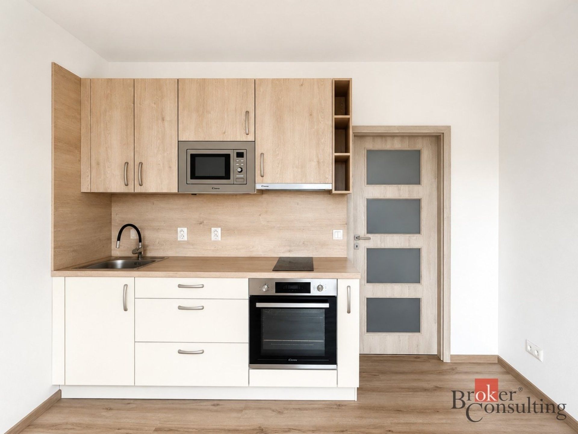 Pronájem byt 1+kk - Vrbová 674, Zbůch, 34 m² - 2