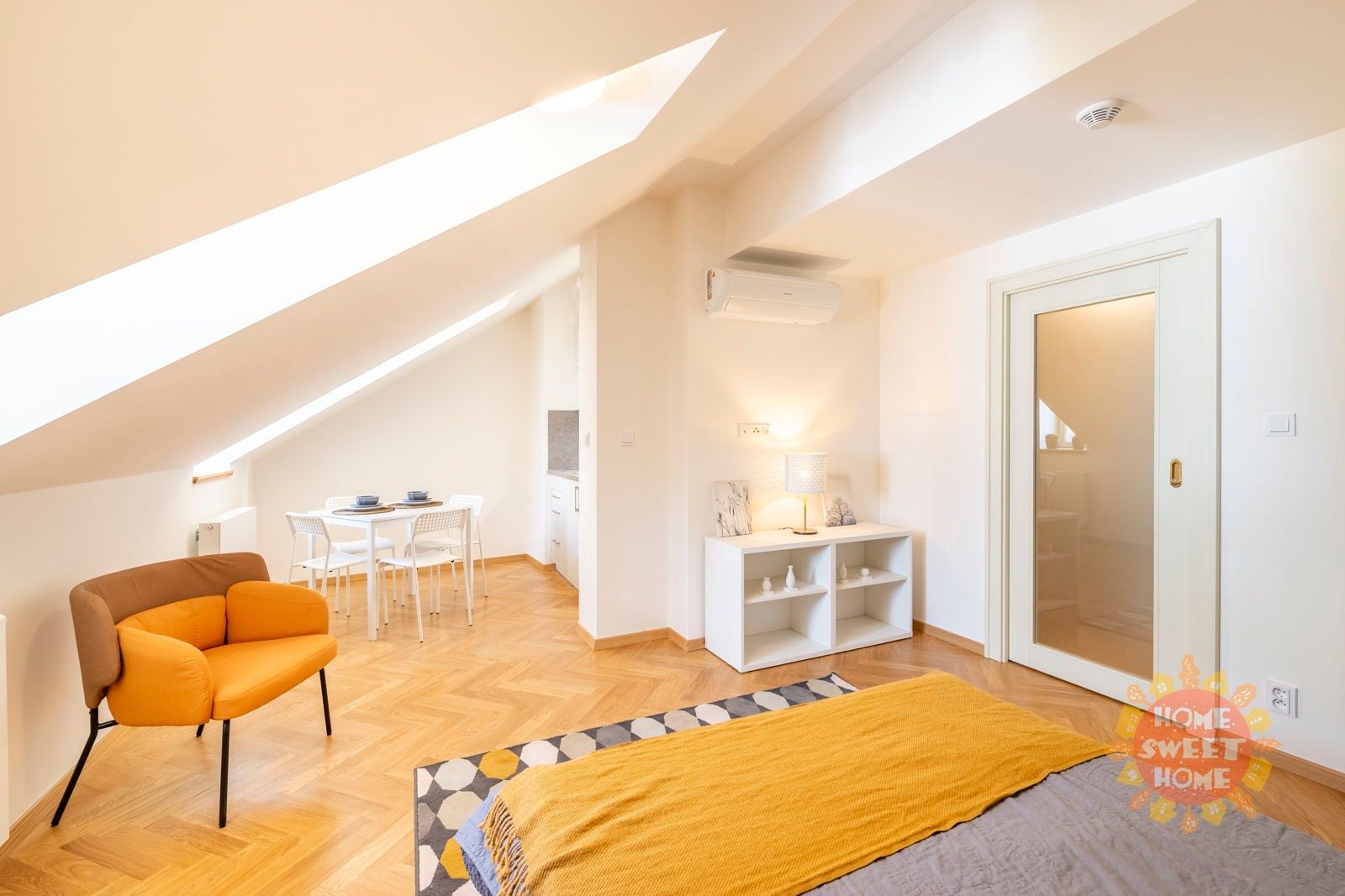 1+kk, Kozí, Praha, 31 m²