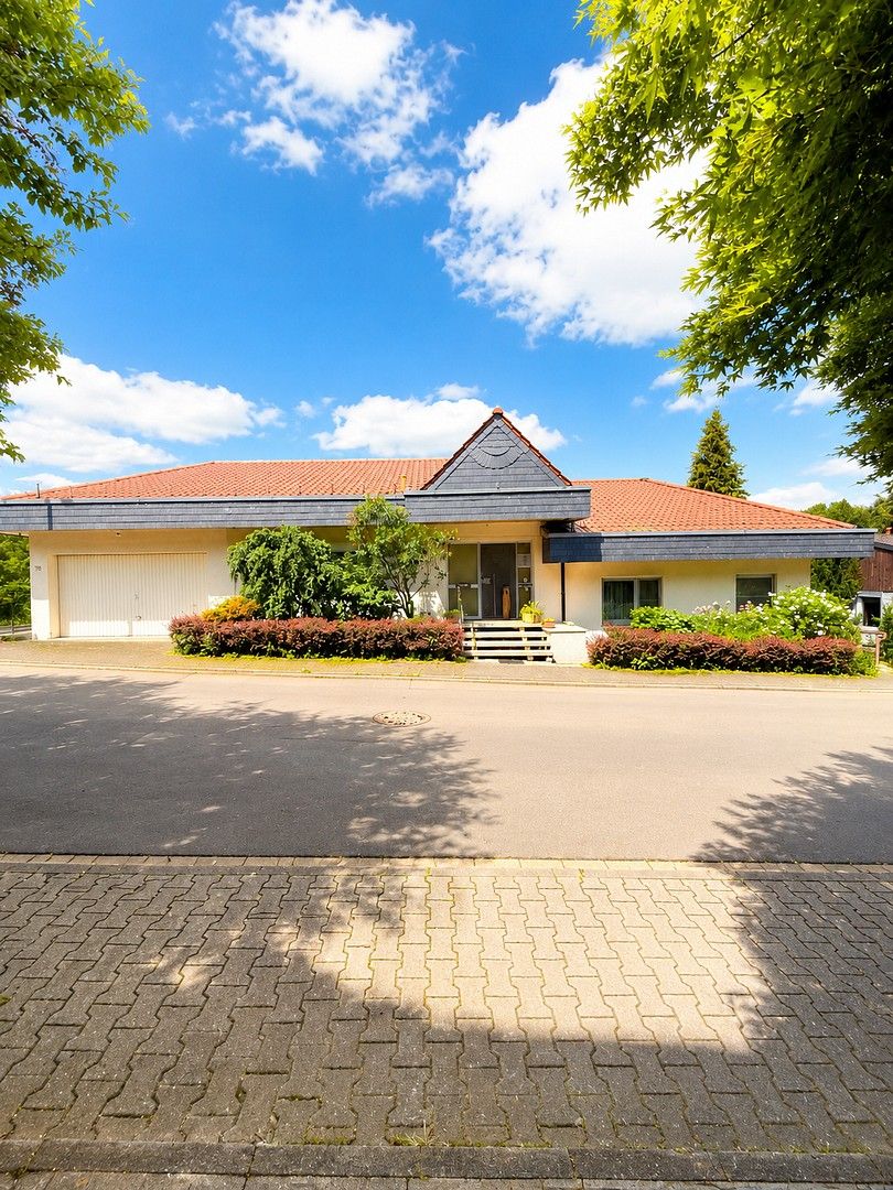 Rodinné domy, , Hessen, 385 m² - 1