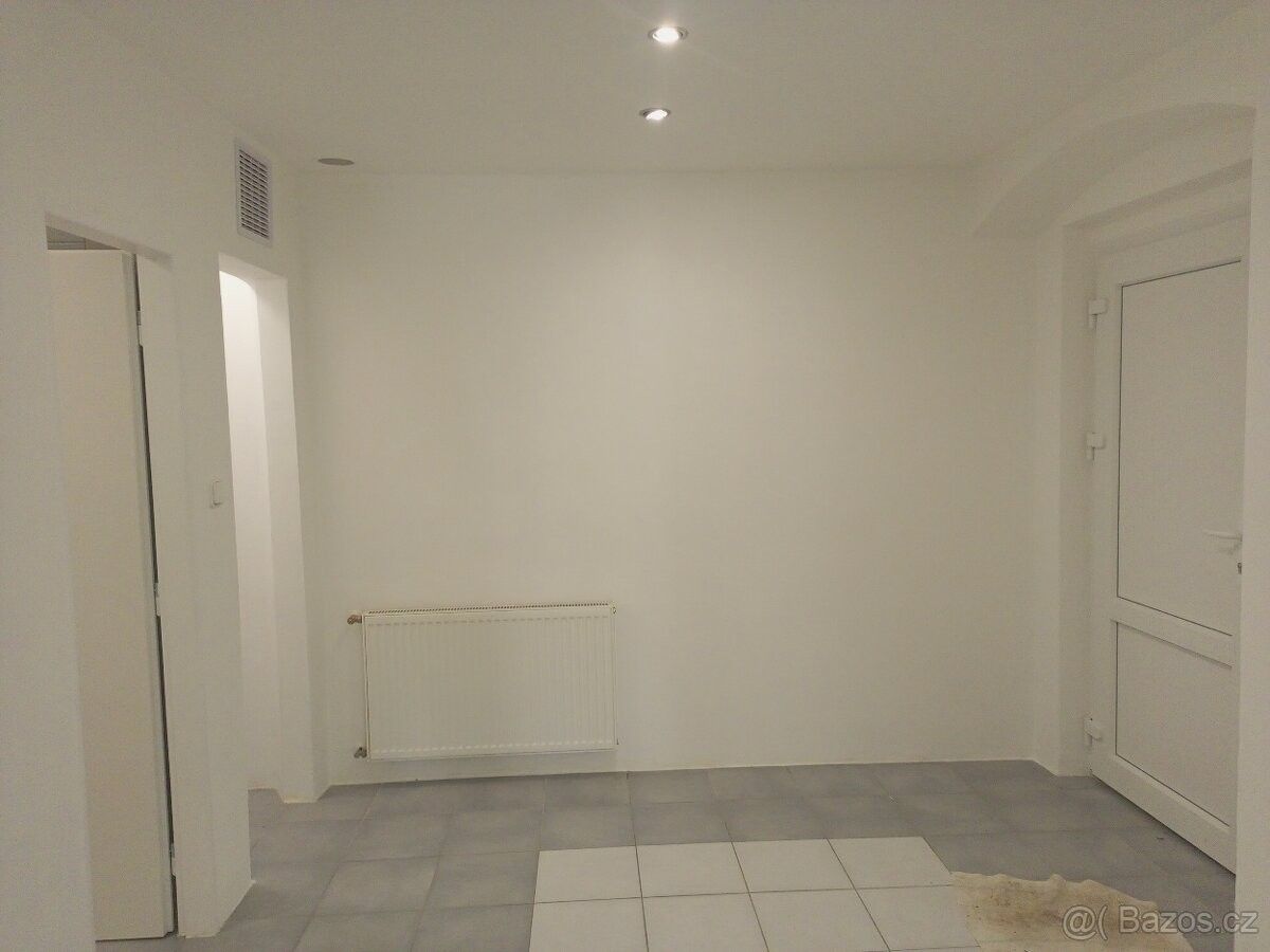Prodej byt - Holešov, 769 01