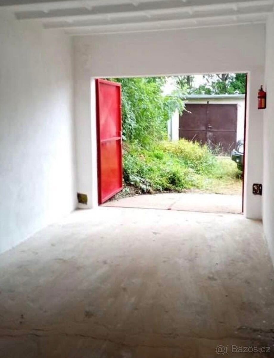 Pronájem garáž - Nechanice, 503 15