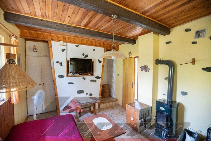 Prodej chalupa - Plzeň - Litice, okres Plzeň-město, Plzeňský kraj, 57 m² - 2