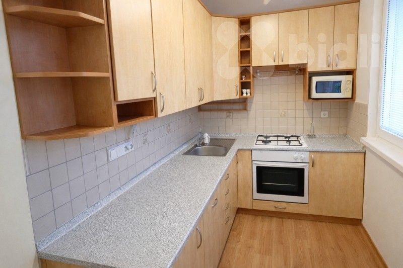 Pronájem byt 2+1 - třída 3. května, Zlín, 50 m²