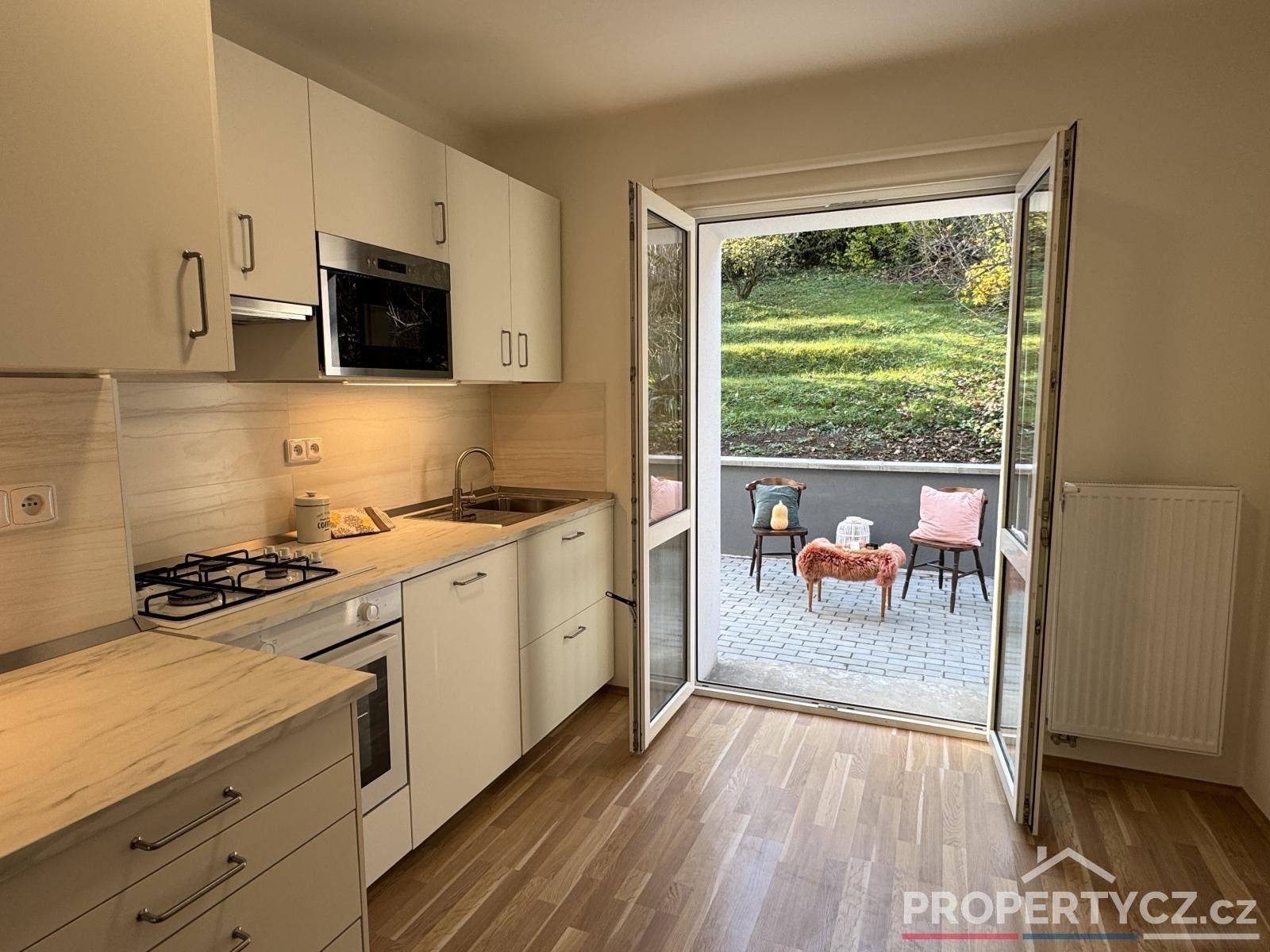 Pronájem rodinný dům - Křížová, Praha, 113 m²