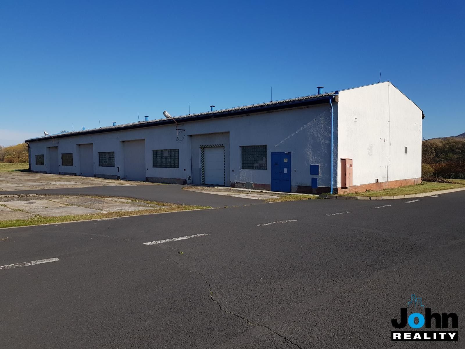 Sklady, Hrobčice, 720 m²