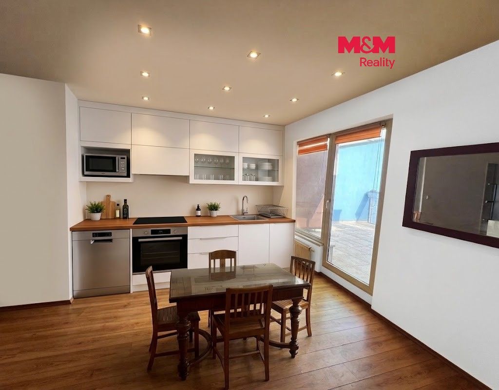 2+kk, Přeštická, Praha, 52 m² - 1