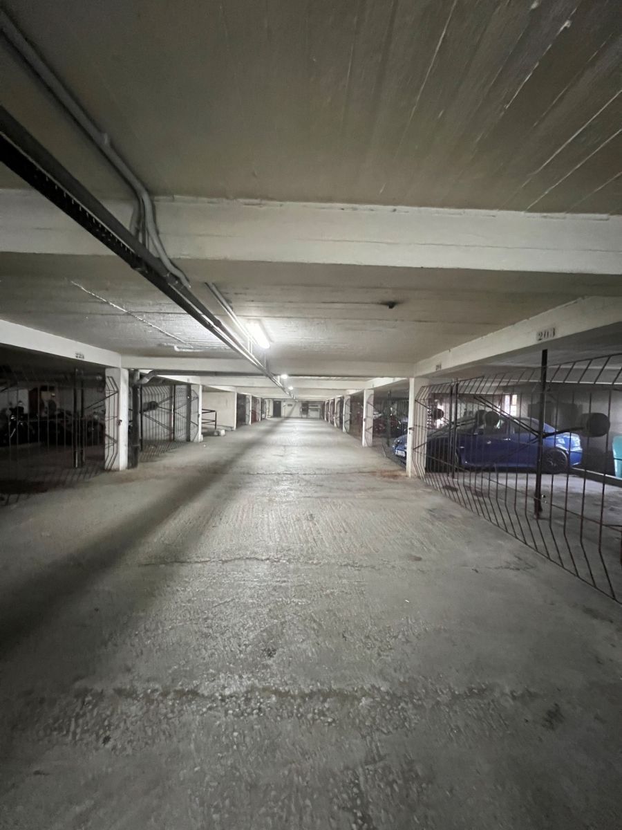 Pronájem garáž - Jihlavská, Praha - Michle, 15 m² - 5