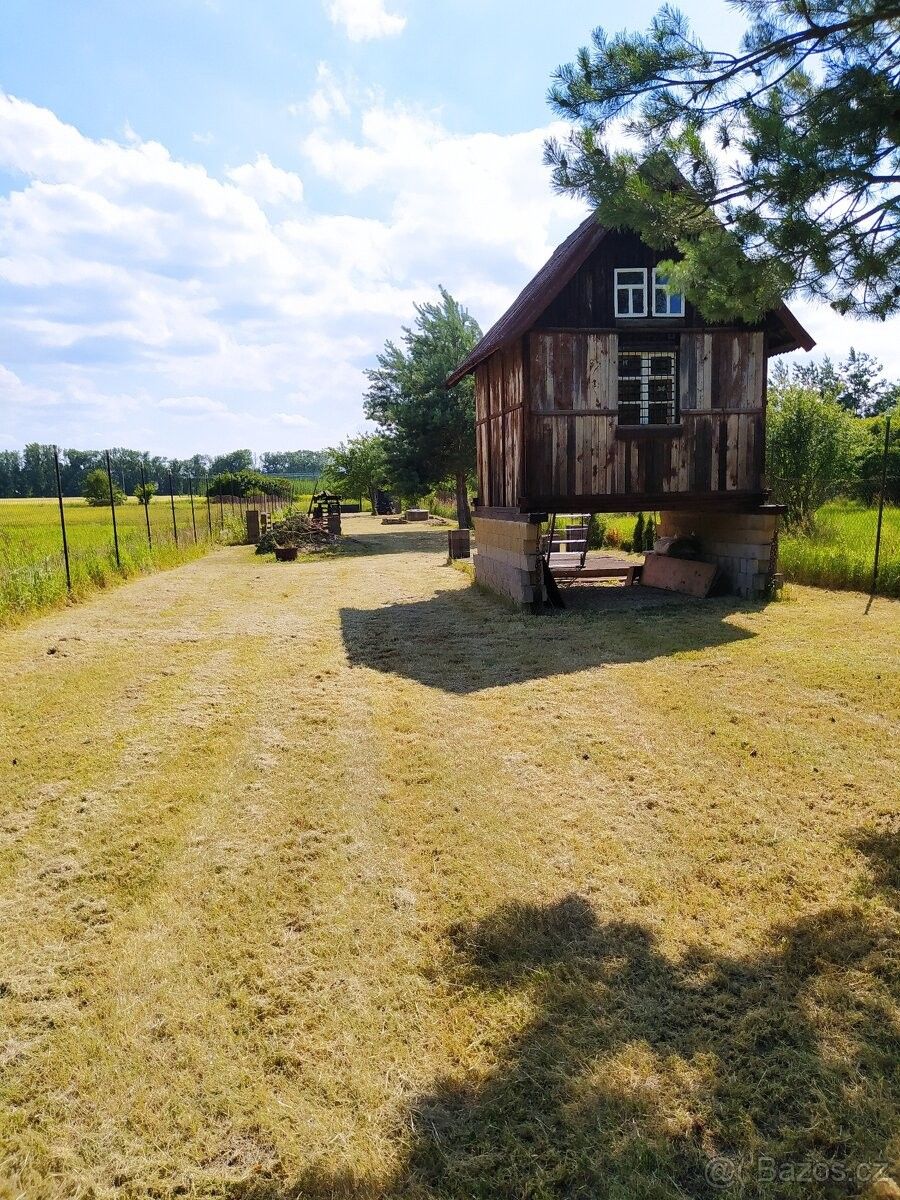 Zahrady, Louny, 440 01