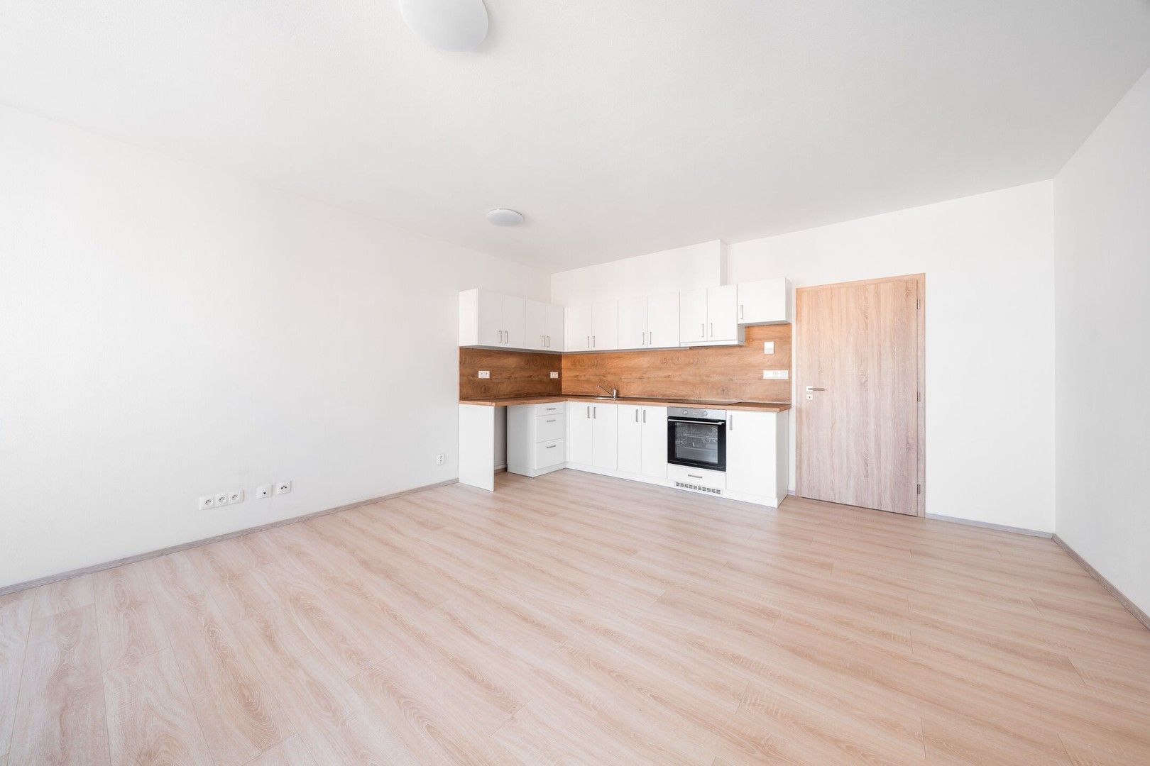 3+kk, Boettingerova 3056, Plzeň Jižní Předměstí, 68 m²