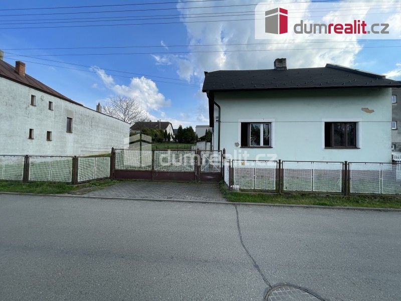 Prodej rodinný dům - Louky, Kobeřice, 100 m²