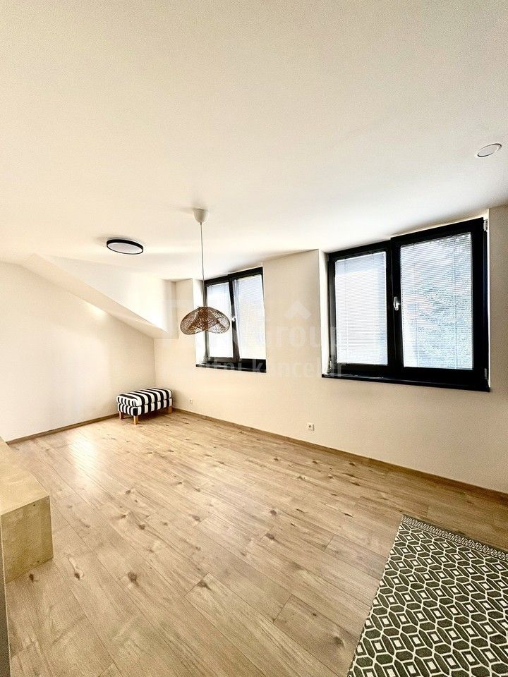 Pronájem byt 2+kk - Nádražní, Hořovice, 43 m²