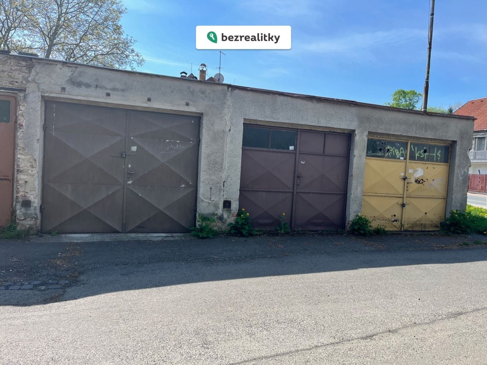 Prodej garáž - Krystalová, Praha, 22 m²
