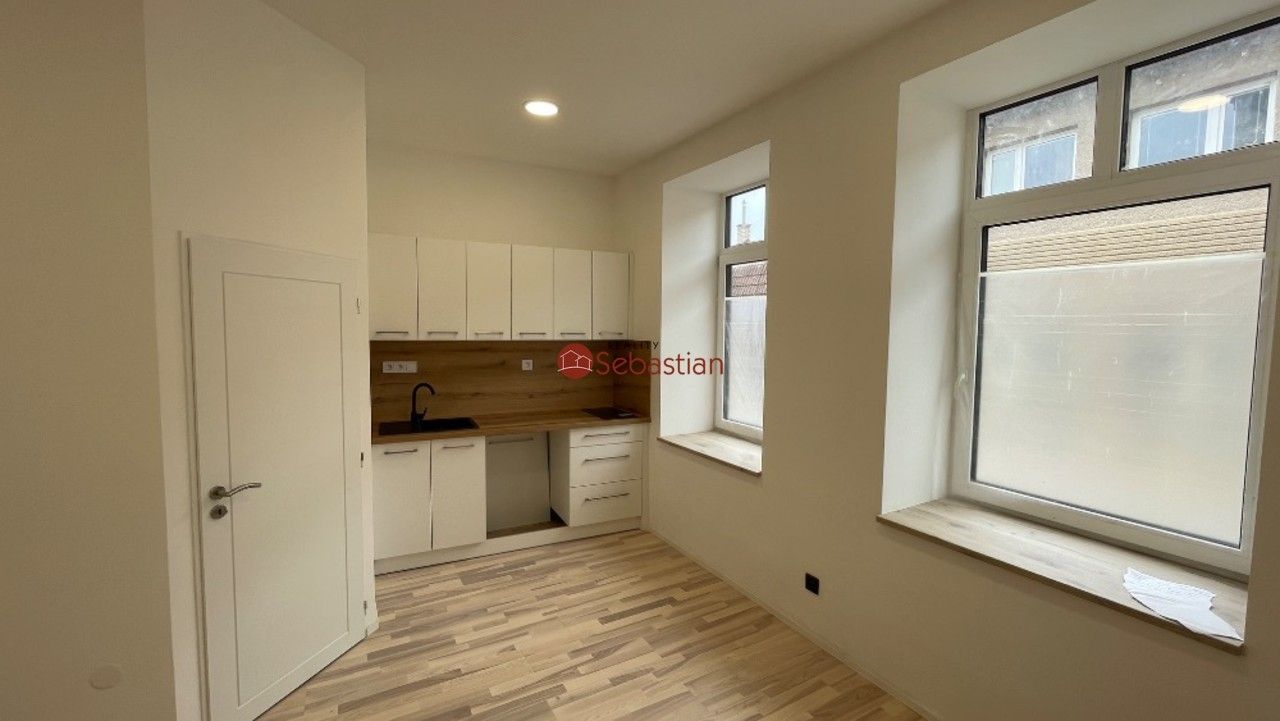 1+kk, Sladkovského, Hořice, 17 m² - 1