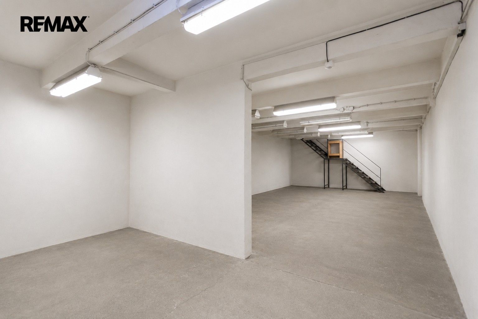 Sklad · 140 m² · Starostrašnická, Praha Strašnice - 3
