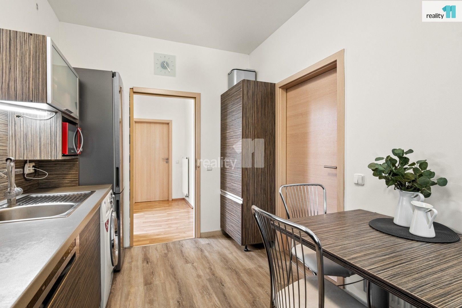 Prodej rodinný dům - Školská, Cerhenice, 306 m²