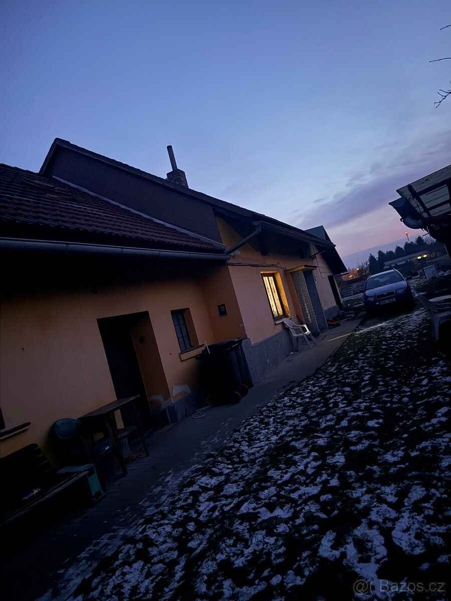 Prodej rodinný dům - Chotusice, 285 76