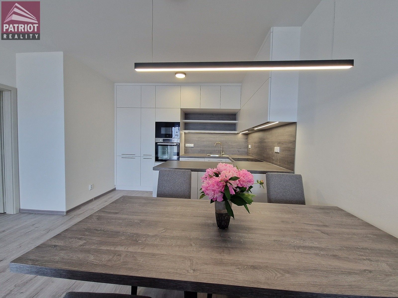 Pronájem byt 4+kk - Železniční, Olomouc, 126 m²