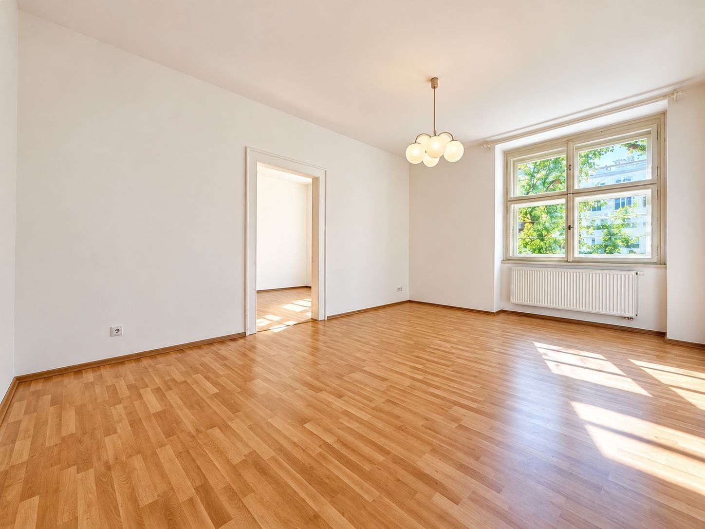 3+kk, Ruská, Praha, 66 m² - 1