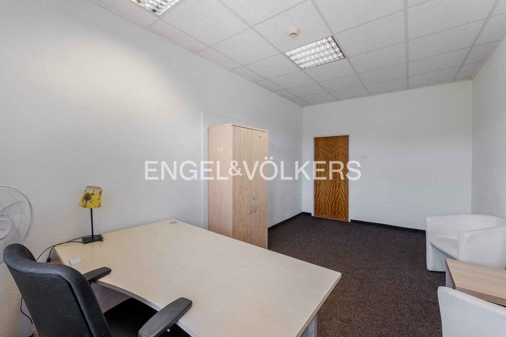 Pronájem kancelář - U Trojice 1042, Praha Smíchov, 17 m² - 5