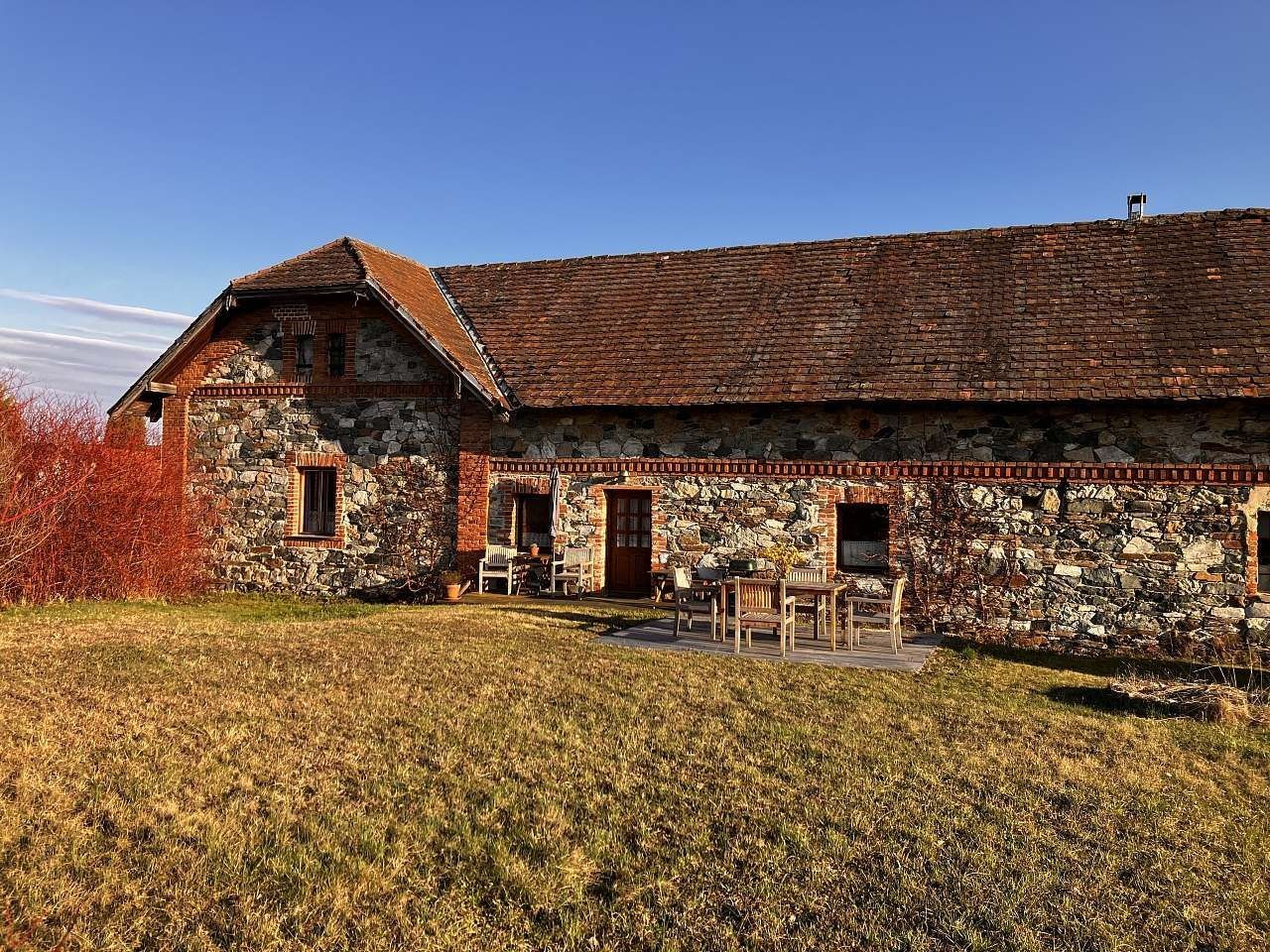 Chata · Chýnov - Záhostice, Jihočeský kraj - 2