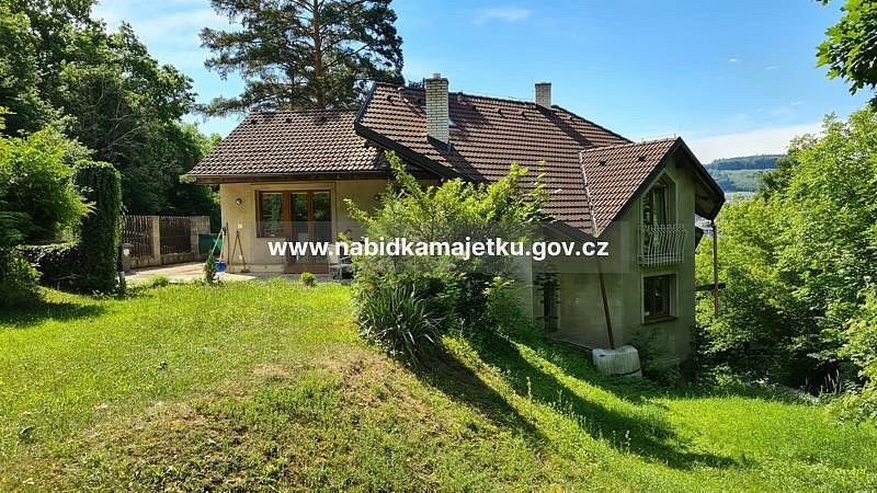 Prodej rodinný dům - Zlín, 340 m² - 2