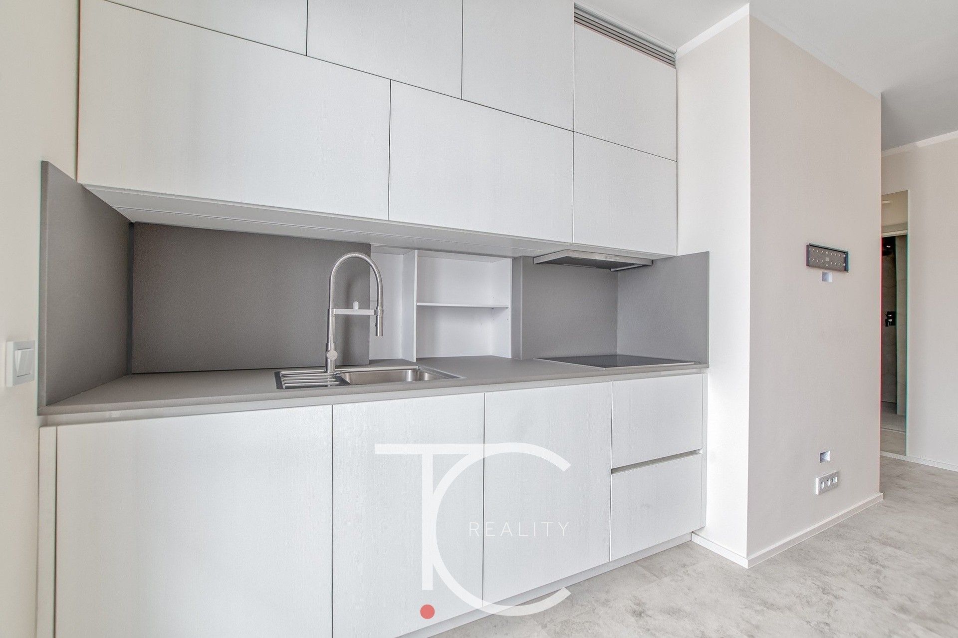 Pronájem byt 1+kk - Gen. Sochora, Ostrava, 27 m²