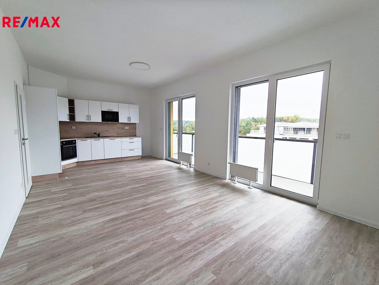 3+kk, Čakovská 2936, České Budějovice, 104 m²