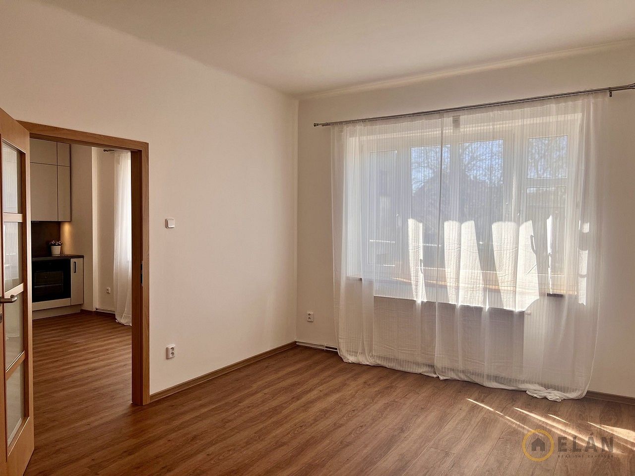 Pronájem byt 2+kk - Vašátkova, Čelákovice, okres Praha-východ, 51 m² - 5