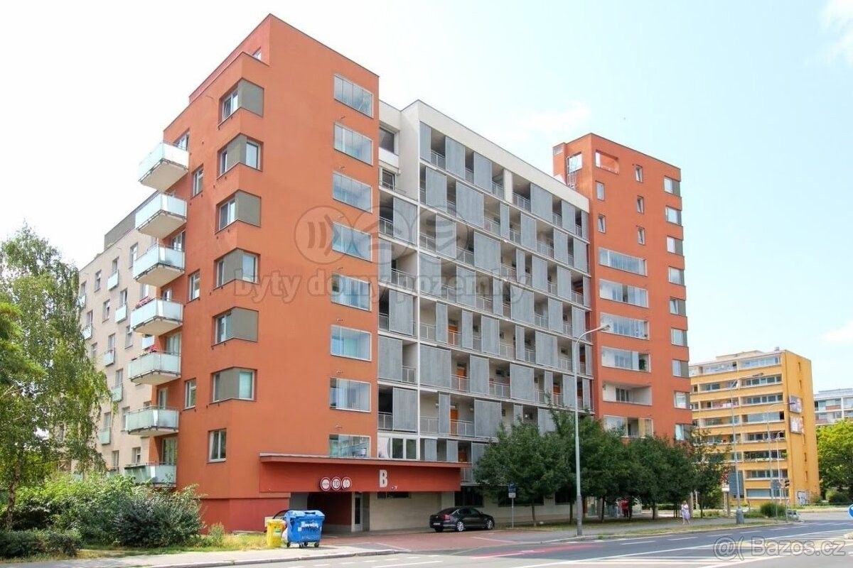 Byty, Praha, 142 00